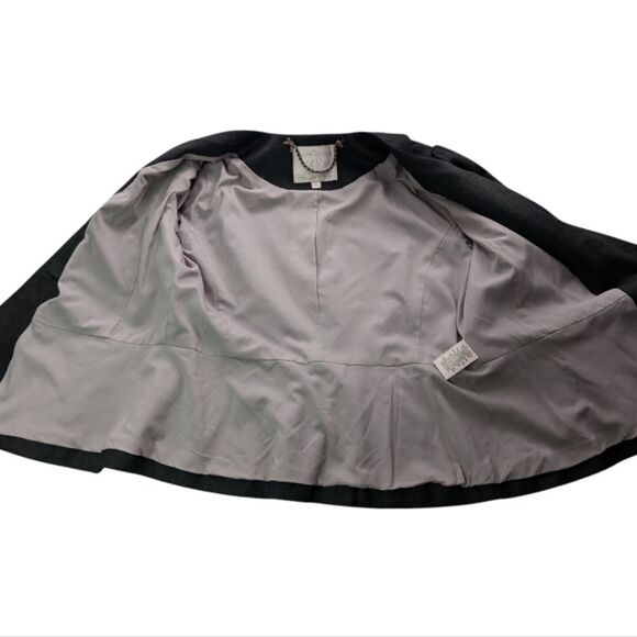 Rebecca Taylor Cropped Wool Blazer with Eyelet detailing- size 6 - Picture 4 of 9